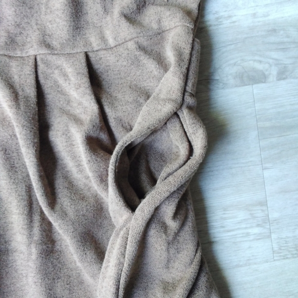 Simply Noelle Sweatshirt Dress | Size S-M - Picture 4 of 11